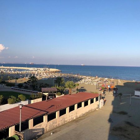 Beach Apartment Mackenzie, Larnaca Exterior photo